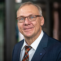 Prof. Dr. Roland Müller
